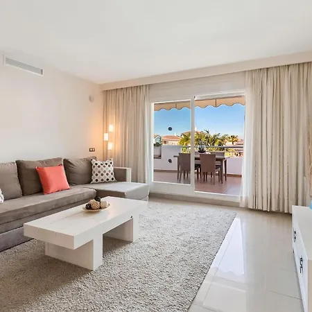 Apartment Stunning In With Kitchenette *