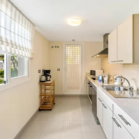 Stunning In With Kitchenette * Estepona