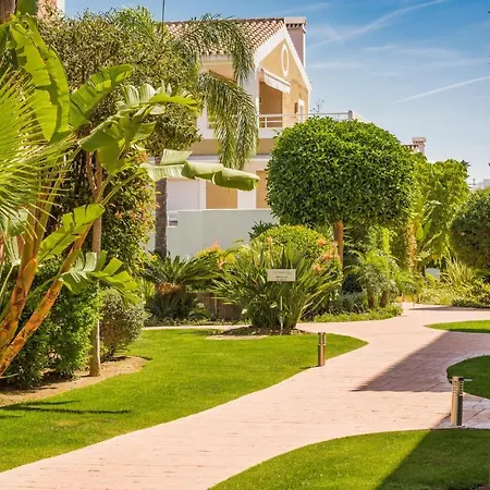 Stunning In With Kitchenette Estepona