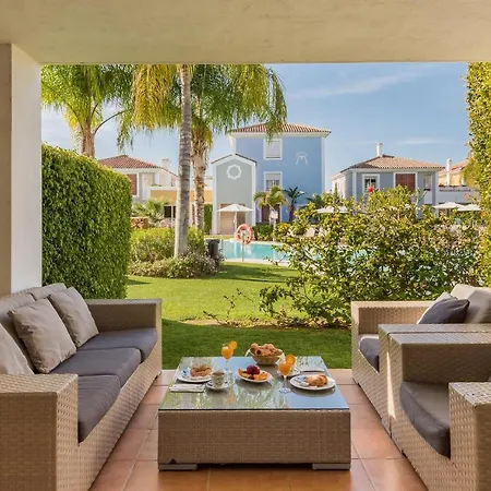 Apartment Stunning In With Kitchenette Estepona